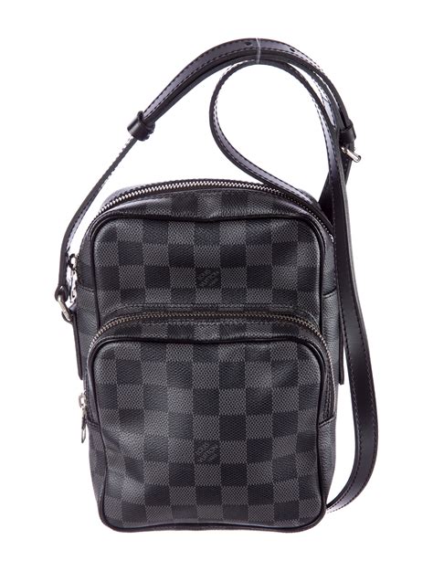 louis vuitton black crossbody mens